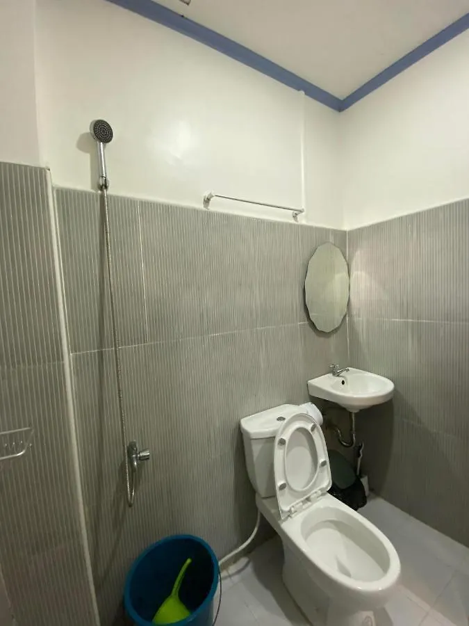 Merangie Travellers Inn Dauis 0*,